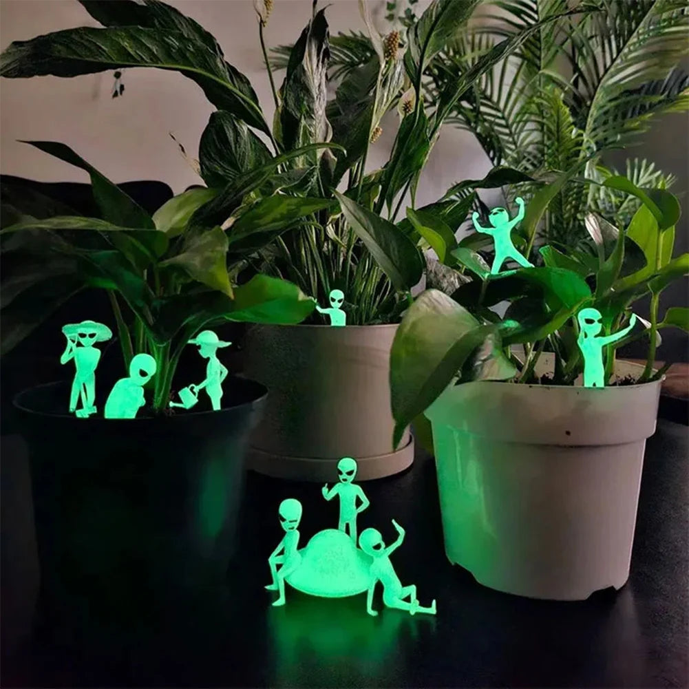 Glow In The Dark Alien Elf Figures